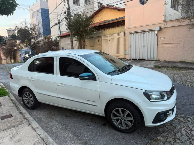 VOLKSWAGEN VOYAGE 1.6 COMFORTLINE COMPLETO 2017