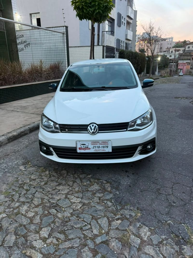 VOLKSWAGEN VOYAGE 1.6 COMFORTLINE COMPLETO 2017