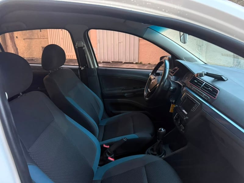 VOLKSWAGEN VOYAGE 1.6 COMFORTLINE COMPLETO 2017