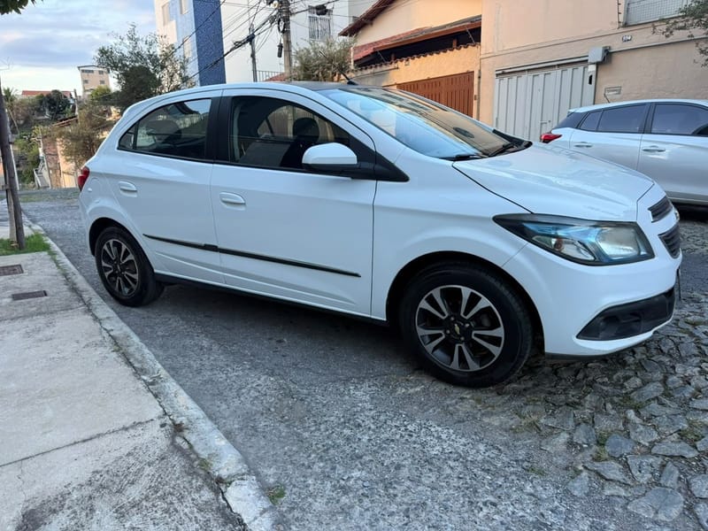 CHEVROLET ONIX LT 1.4 2013