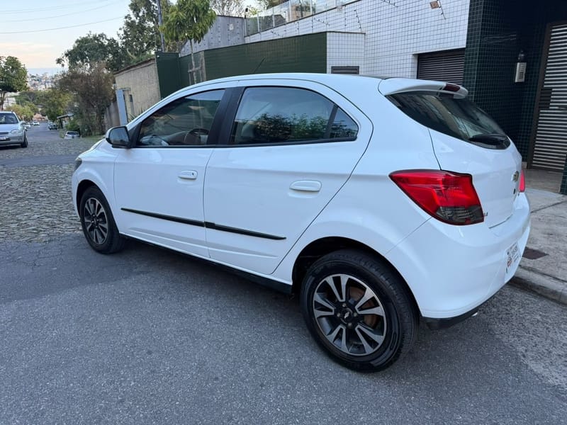 CHEVROLET ONIX LT 1.4 2013