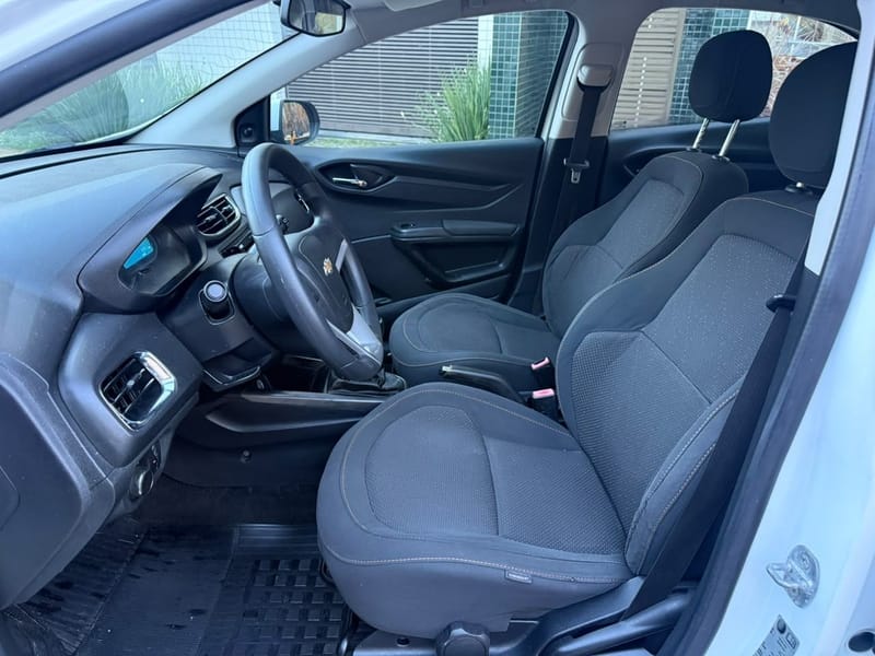 CHEVROLET ONIX LT 1.4 2013