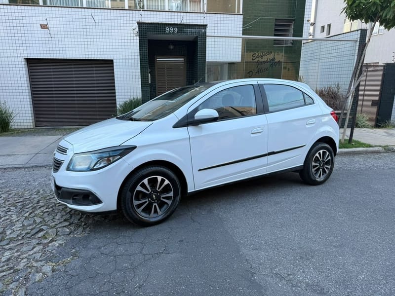 CHEVROLET ONIX LT 1.4 2013