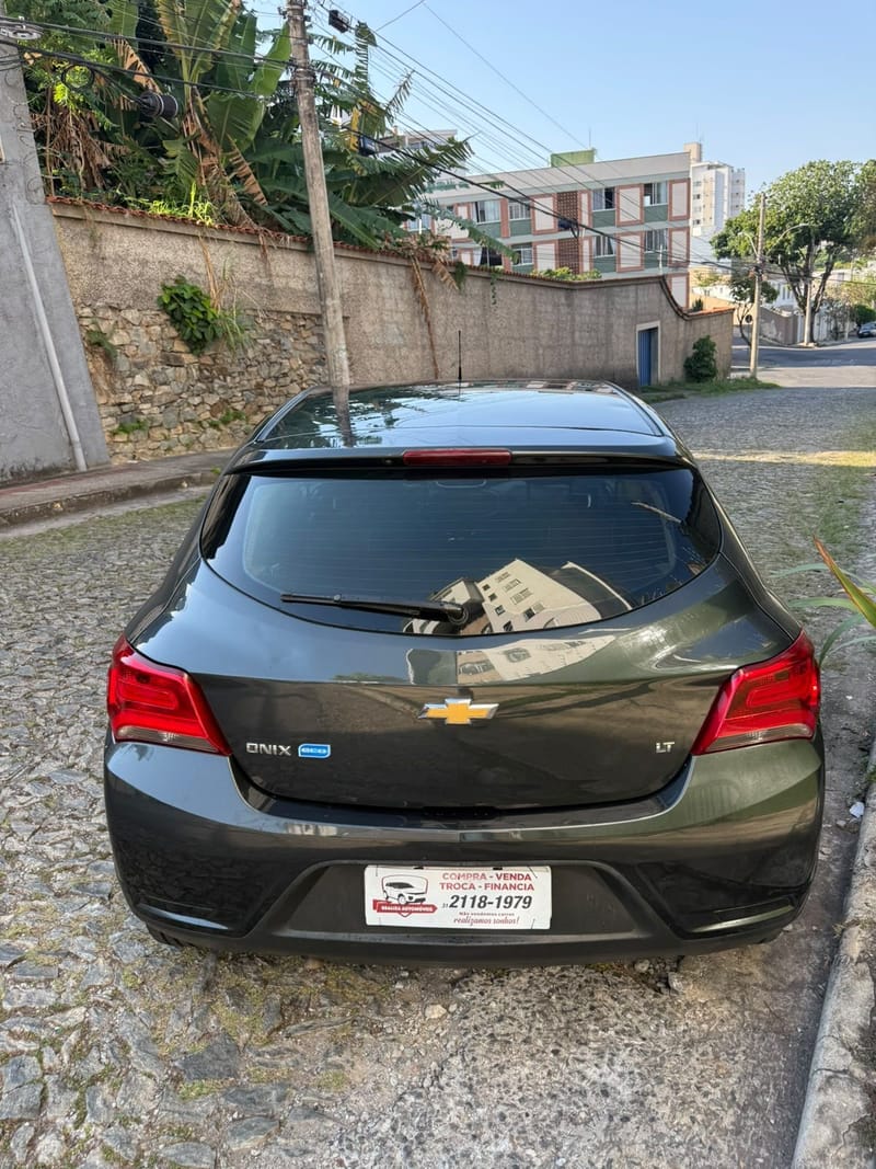 CHEVROLET ONIX LT 1.0 COMPLETO 2019