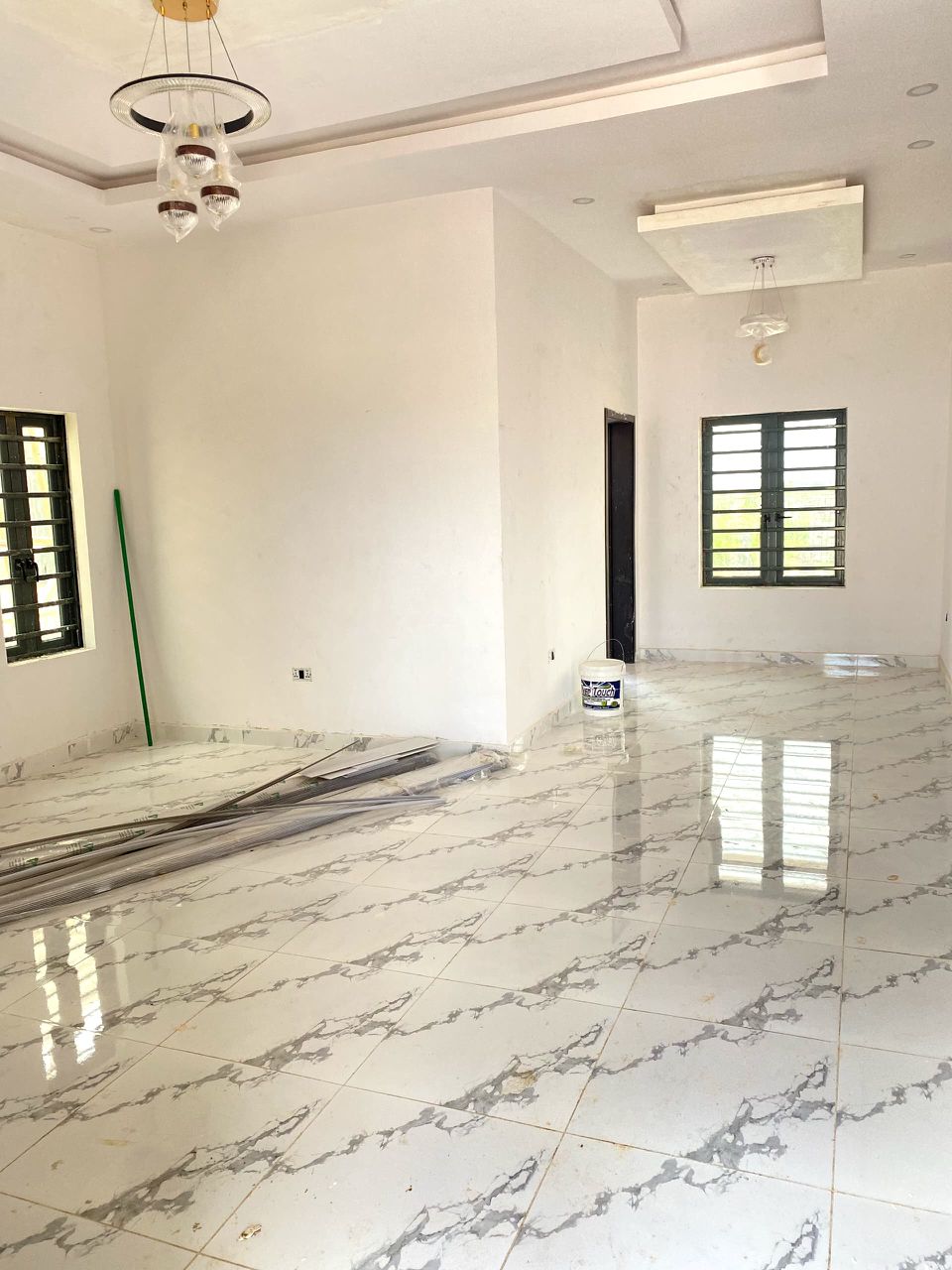 MEGA BUNGALOWS, EPE 