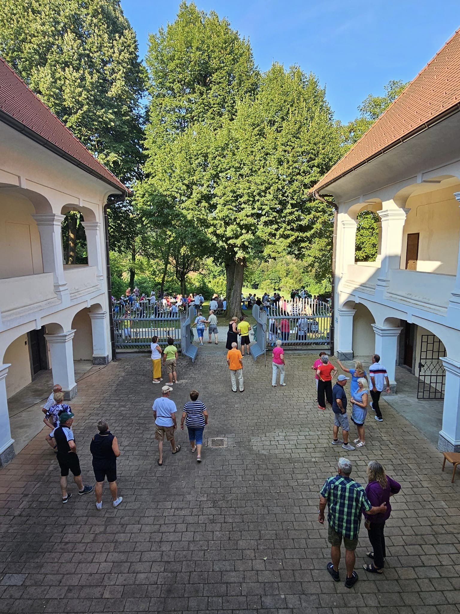 GRAD LESIČJE