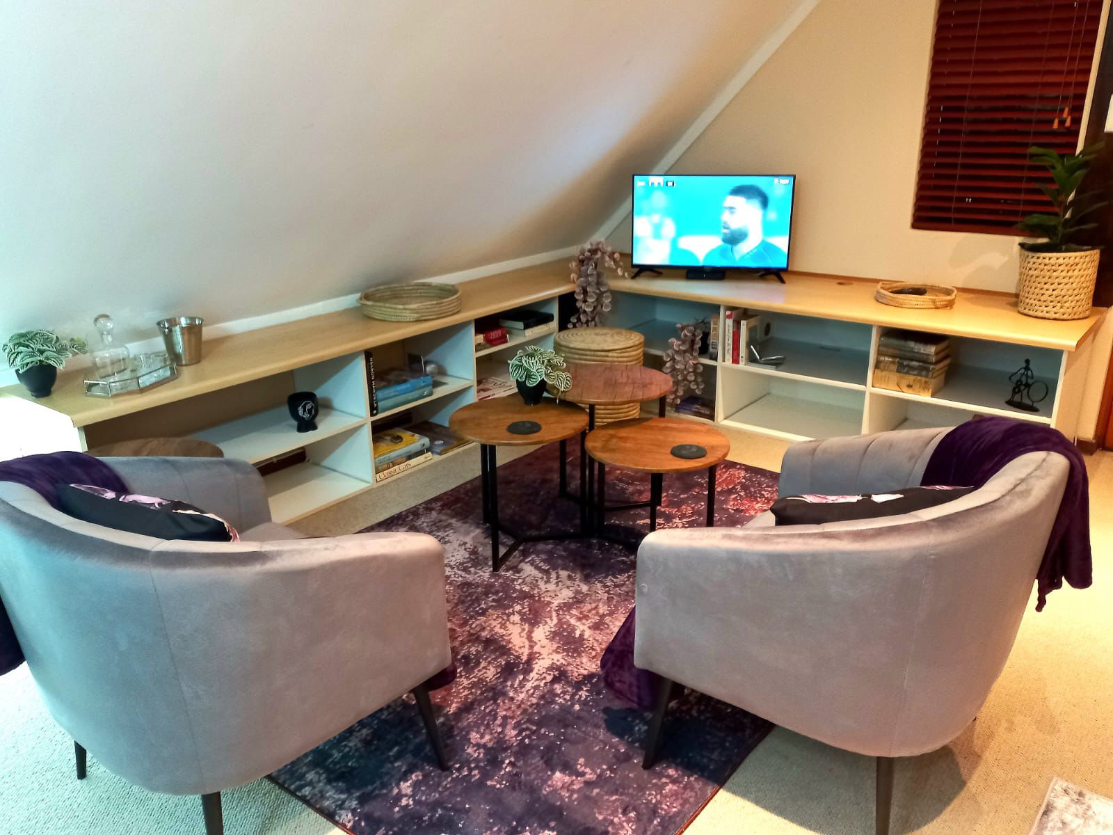 Homely atmosphere with full DSTV package