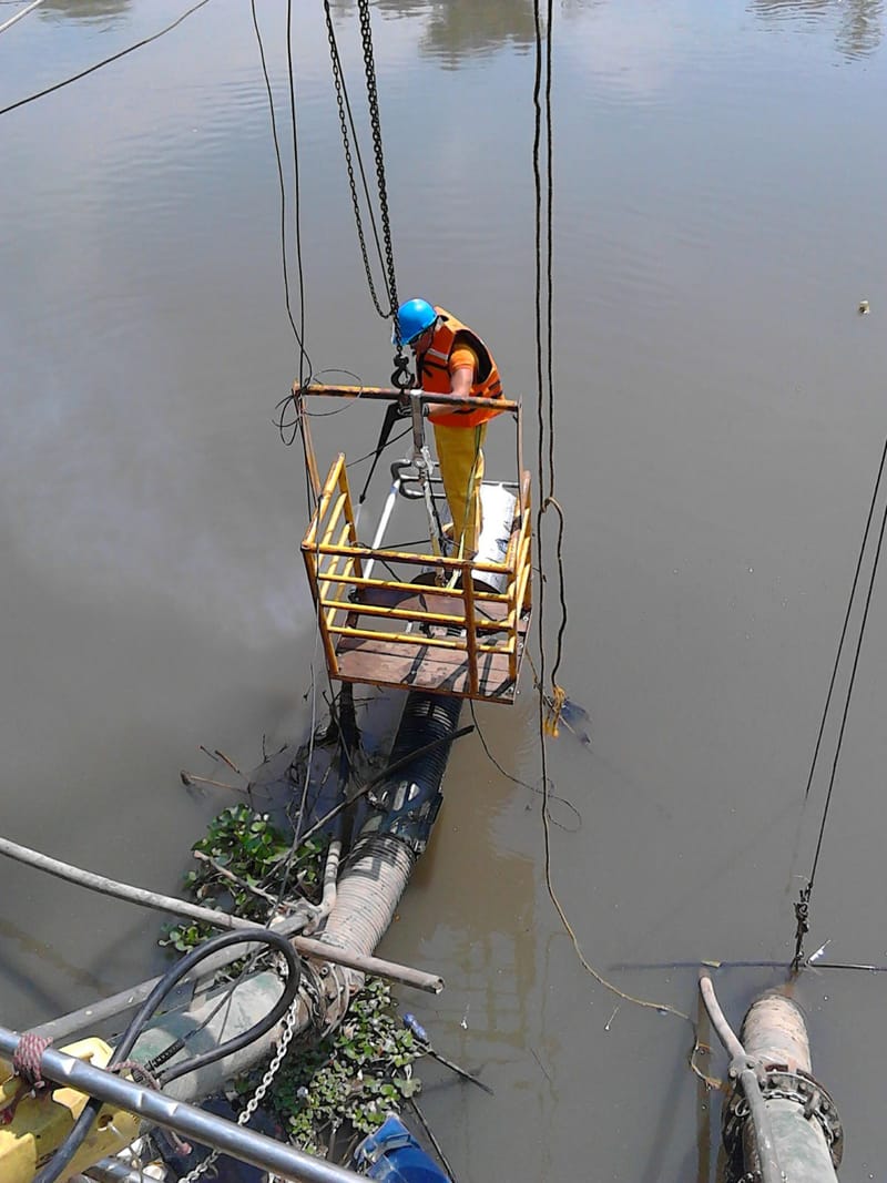 Se Realiza Limpieza De Locativos , Maquinaria Y Equipos Industriales 