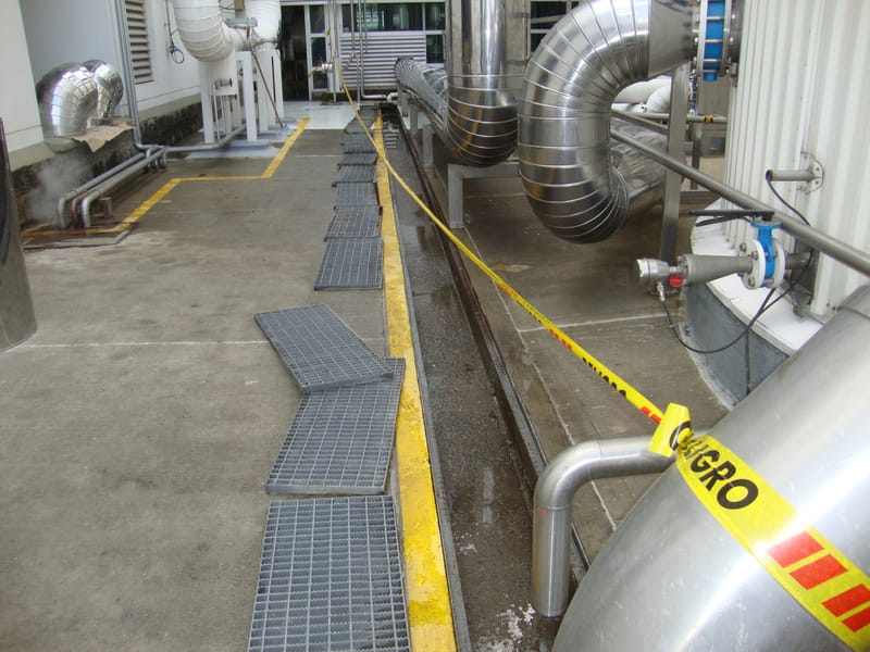 Se Realiza Limpieza De Locativos , Maquinaria Y Equipos Industriales 