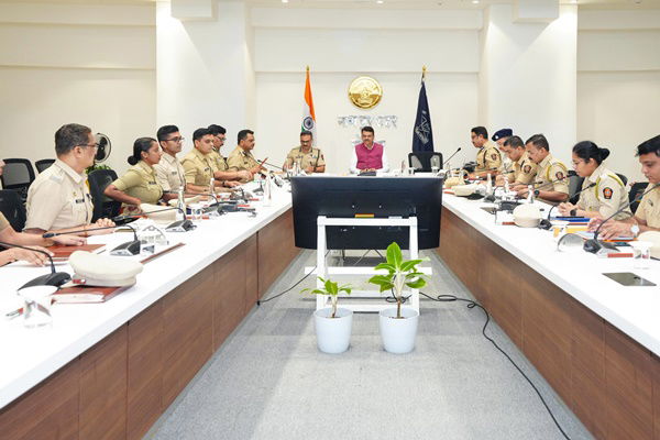 Maharashtra CM Fadnavis Launches ‘Garuda Drishti’ to Detect Fraudulent Activities Through Social Media