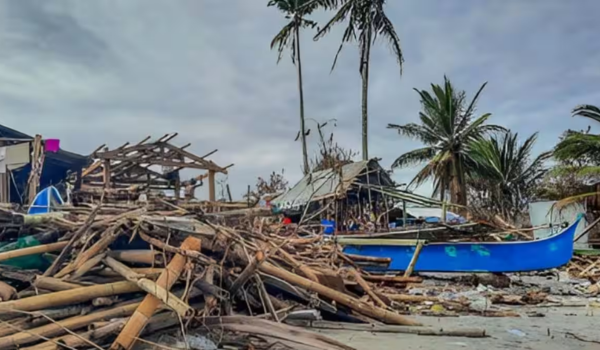 Typhoon Kalmaegi Leaves Five Dead, Hundreds Affected in Central Vietnam