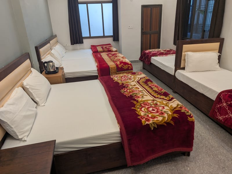 EIGHT BEDROOM