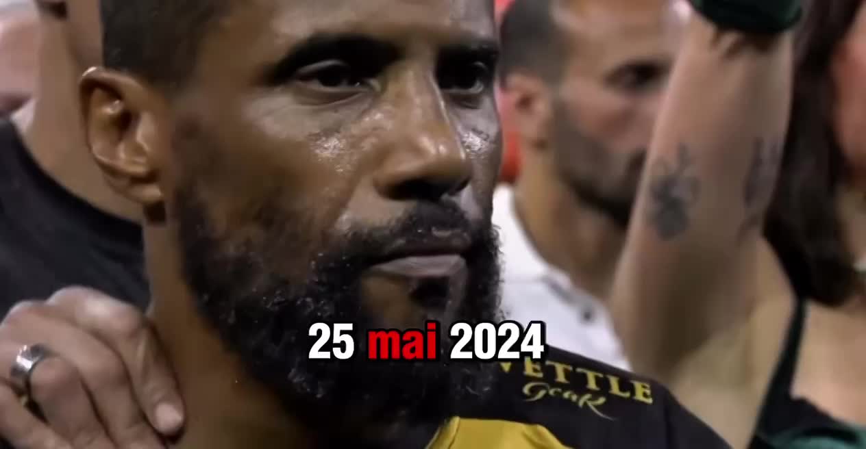 CHAMPION DU MONDE KICK-BOXING thumbnail