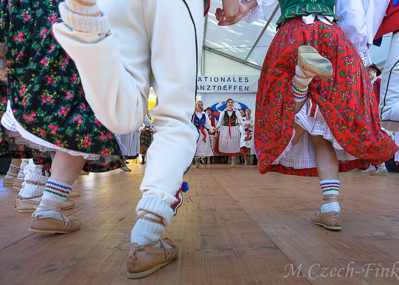 Występ Grupy  LASOWIACY Polonijny Zespół Tańca w dniu 8.07.2023 w Zurichu w  Internationales Volkstanztreffen.