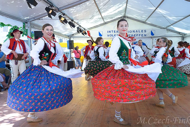 Występ Grupy  LASOWIACY Polonijny Zespół Tańca w dniu 8.07.2023 w Zurichu w  Internationales Volkstanztreffen.