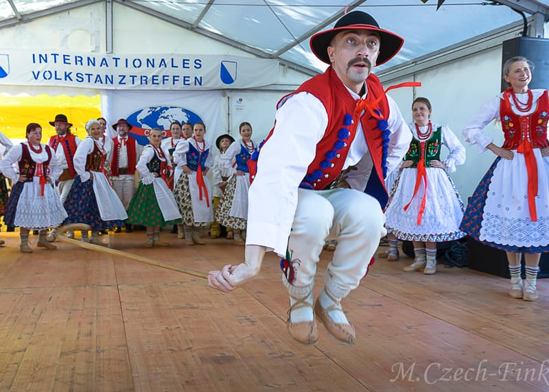 Występ Grupy  LASOWIACY Polonijny Zespół Tańca w dniu 8.07.2023 w Zurichu w  Internationales Volkstanztreffen.