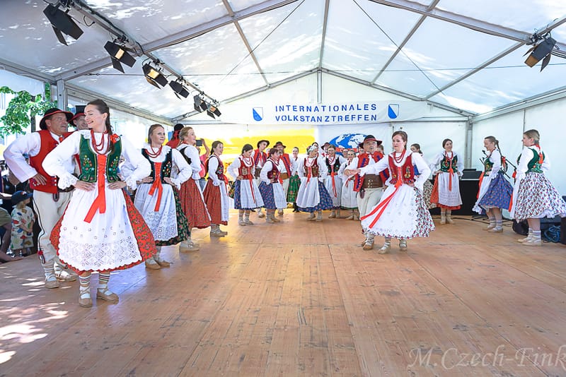 Występ Grupy  LASOWIACY Polonijny Zespół Tańca w dniu 8.07.2023 w Zurichu w  Internationales Volkstanztreffen.