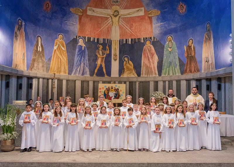 Zdjęcia z pierwszych komunii z lat 2012-2022