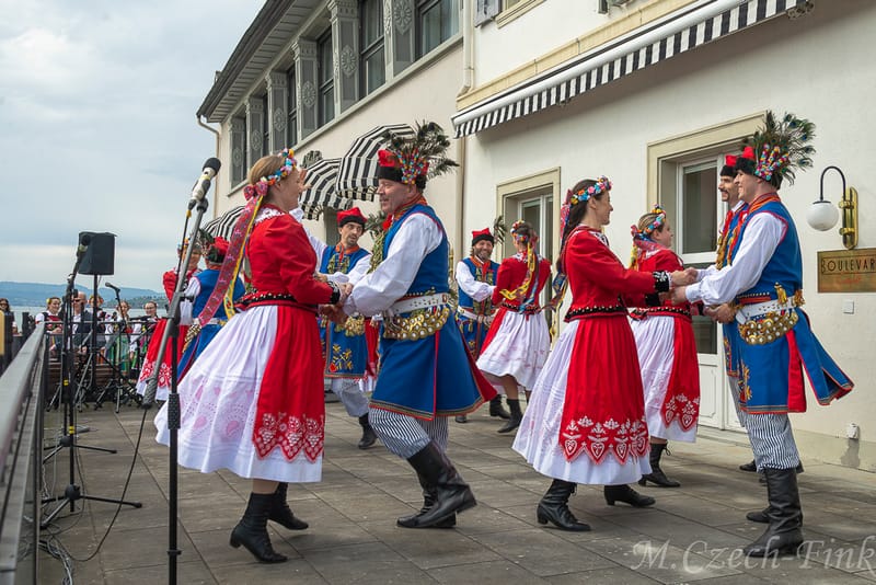Występ Grupy  LASOWIACY Polonijny Zespół Tańca w dniu 22.04.2023