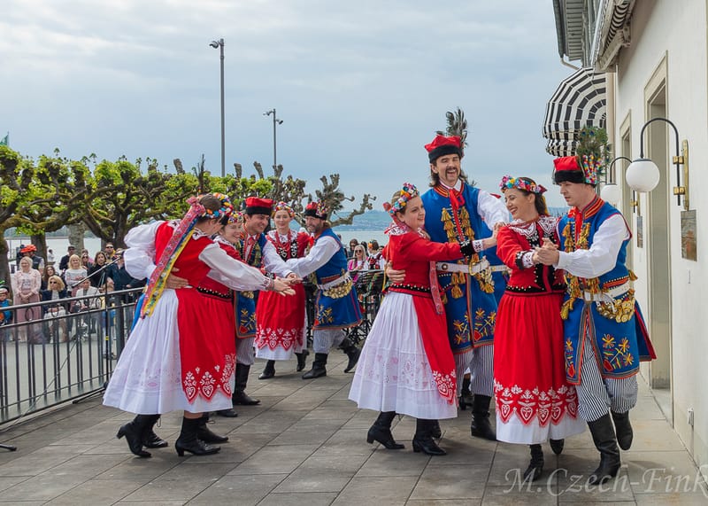 Występ Grupy  LASOWIACY Polonijny Zespół Tańca w dniu 22.04.2023