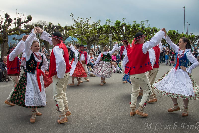 Występ Grupy  LASOWIACY Polonijny Zespół Tańca w dniu 22.04.2023