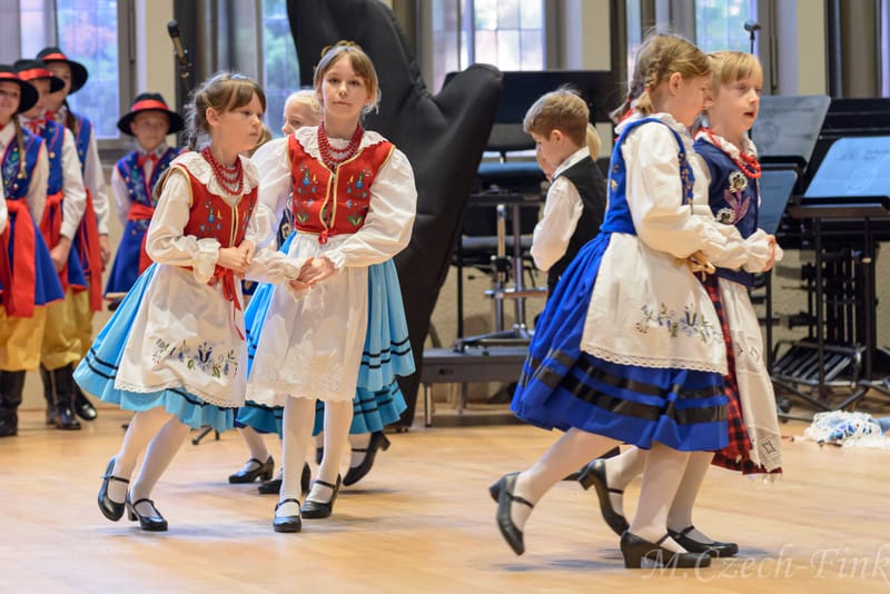 Występ Grupy  LASOWIACY Polonijny Zespół Tańca w dniu 30.09.2024 w Basel.