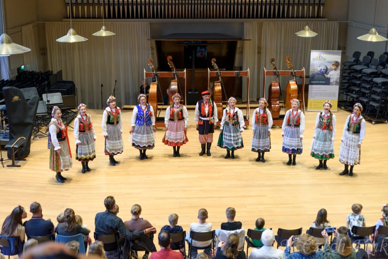 Występ Grupy  LASOWIACY Polonijny Zespół Tańca w dniu 30.09.2024 w Basel.