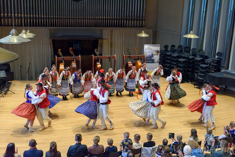 Występ Grupy  LASOWIACY Polonijny Zespół Tańca w dniu 30.09.2024 w Basel.