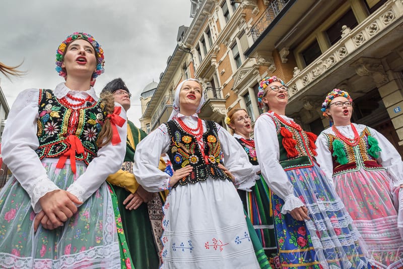 Przemarsz grupy Lasowiacy przez ulice Zurichu 30.06.2024