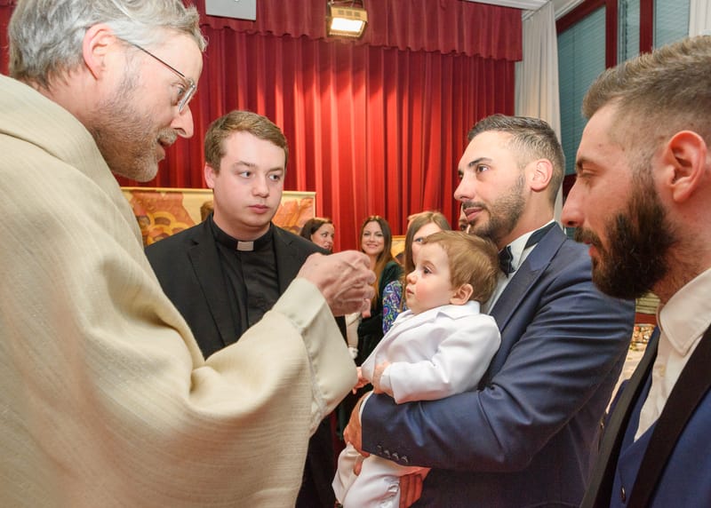 Chrzest w czasie Wielkanocy 2025