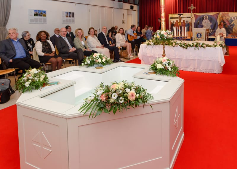 Chrzest w czasie Wielkanocy 2025