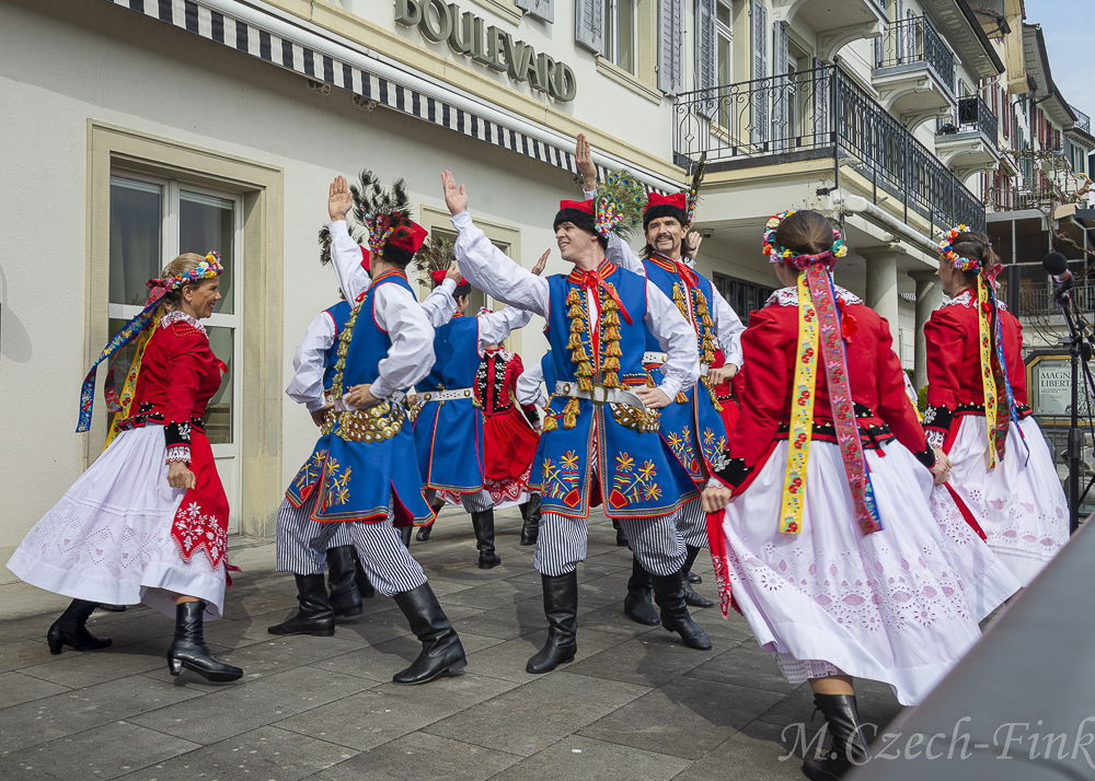 Auftritt der Polnische Tanzgruppe Lasowiacy am 22. April 2023