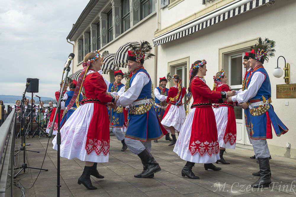 Auftritt der Polnische Tanzgruppe Lasowiacy am 22. April 2023