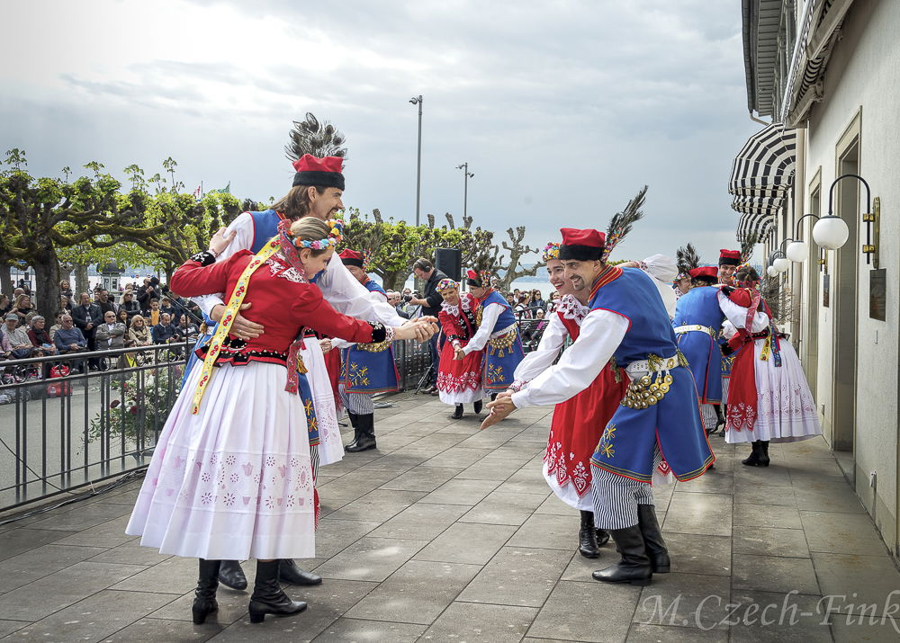 Auftritt der Polnische Tanzgruppe Lasowiacy am 22. April 2023