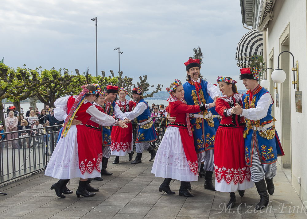 Auftritt der Polnische Tanzgruppe Lasowiacy am 22. April 2023