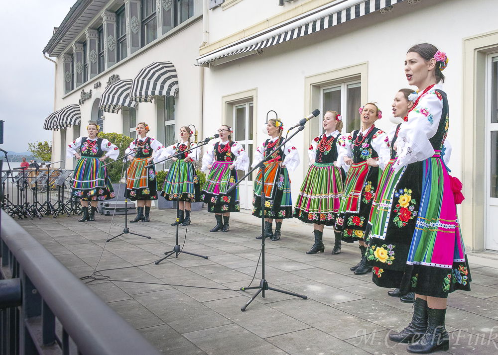 Auftritt der Polnische Tanzgruppe Lasowiacy am 22. April 2023