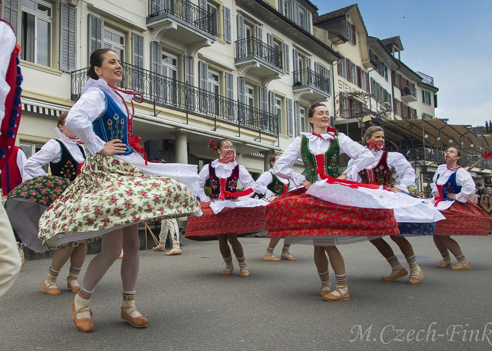 Auftritt der Polnische Tanzgruppe Lasowiacy am 22. April 2023