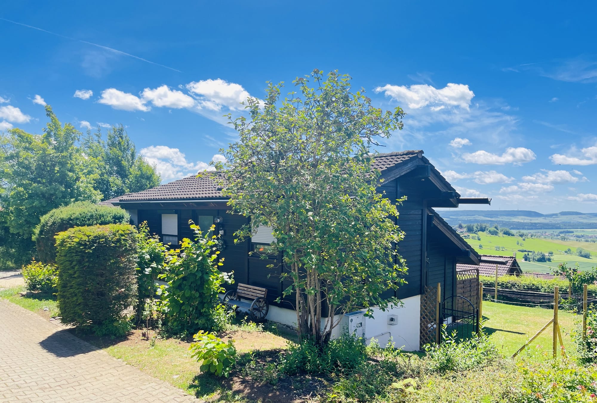 Ferienhaus Schwarzwald mit Talblick bei Bad Duerrheim 