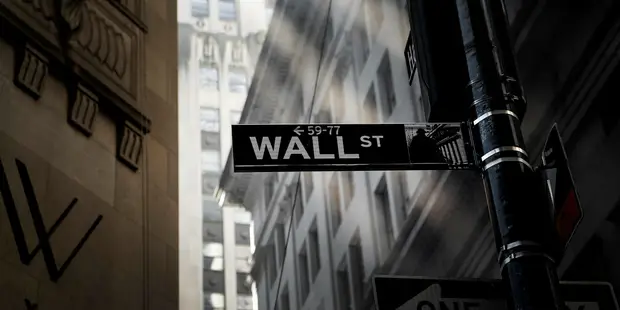 Usa( Dow Jones, S&P 500 och Nasdaq comp).