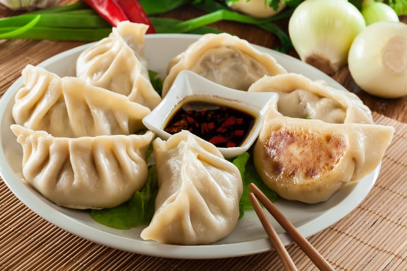 Momos