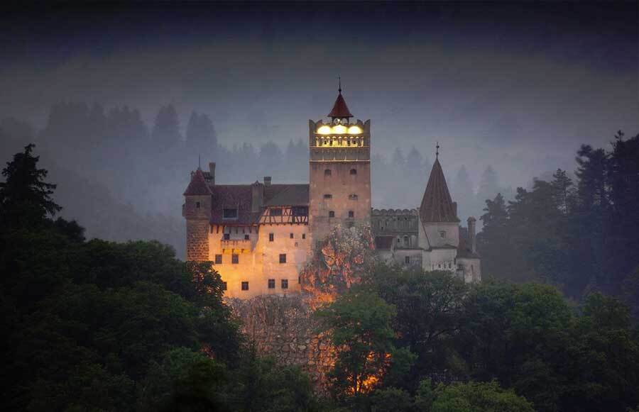 One-Day Dracula's Bran Castle Tour