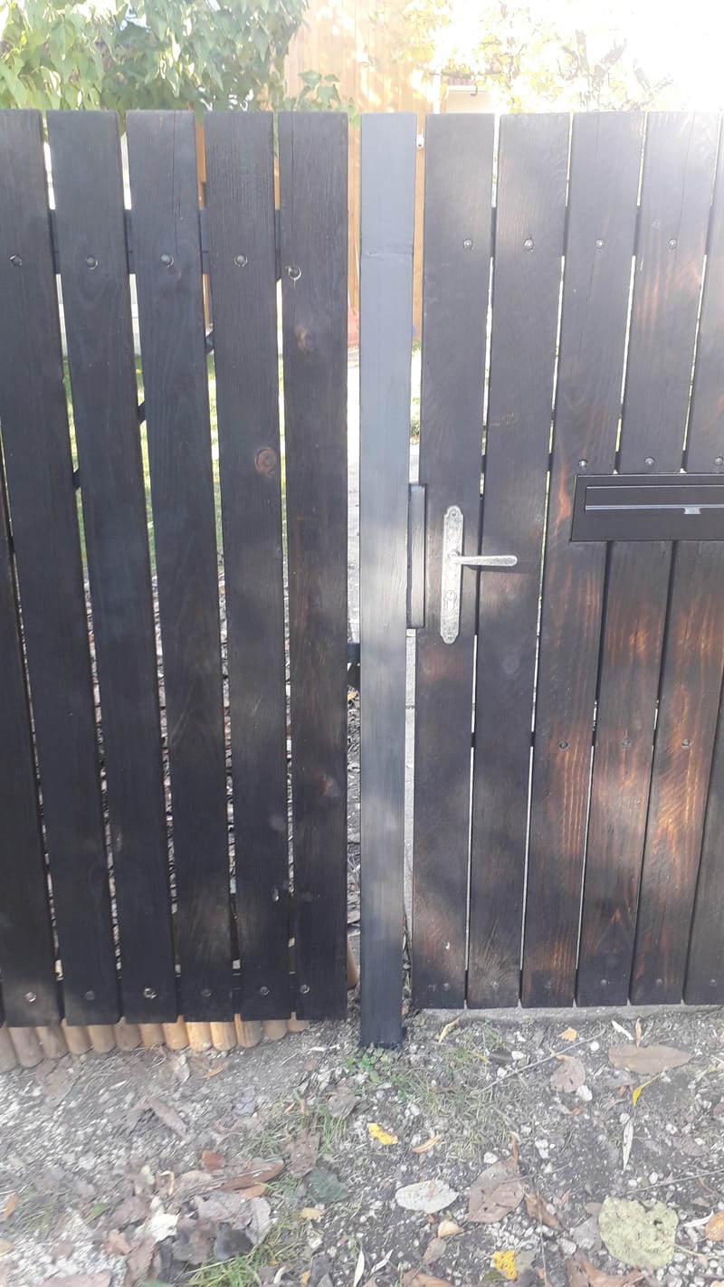 Kis és nagykapu átalakítás, égetett és olajozott deszkával borítva.