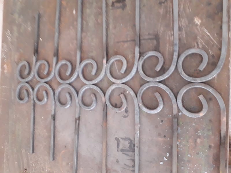 Tüzikovácsolt elemek.