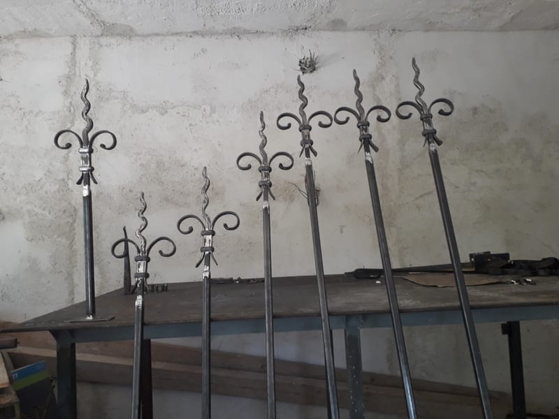 Tüzikovácsolt elemek.