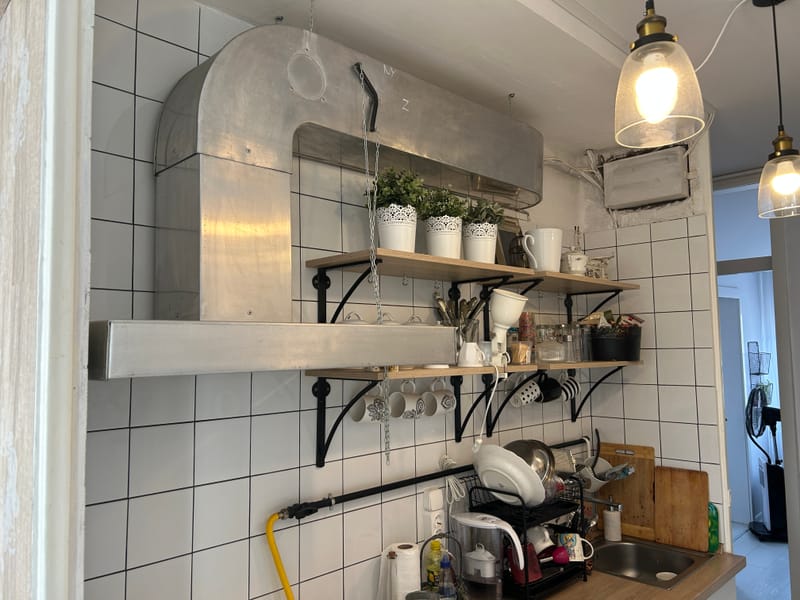 Konyhai szagelvezető indusztrial stílusban