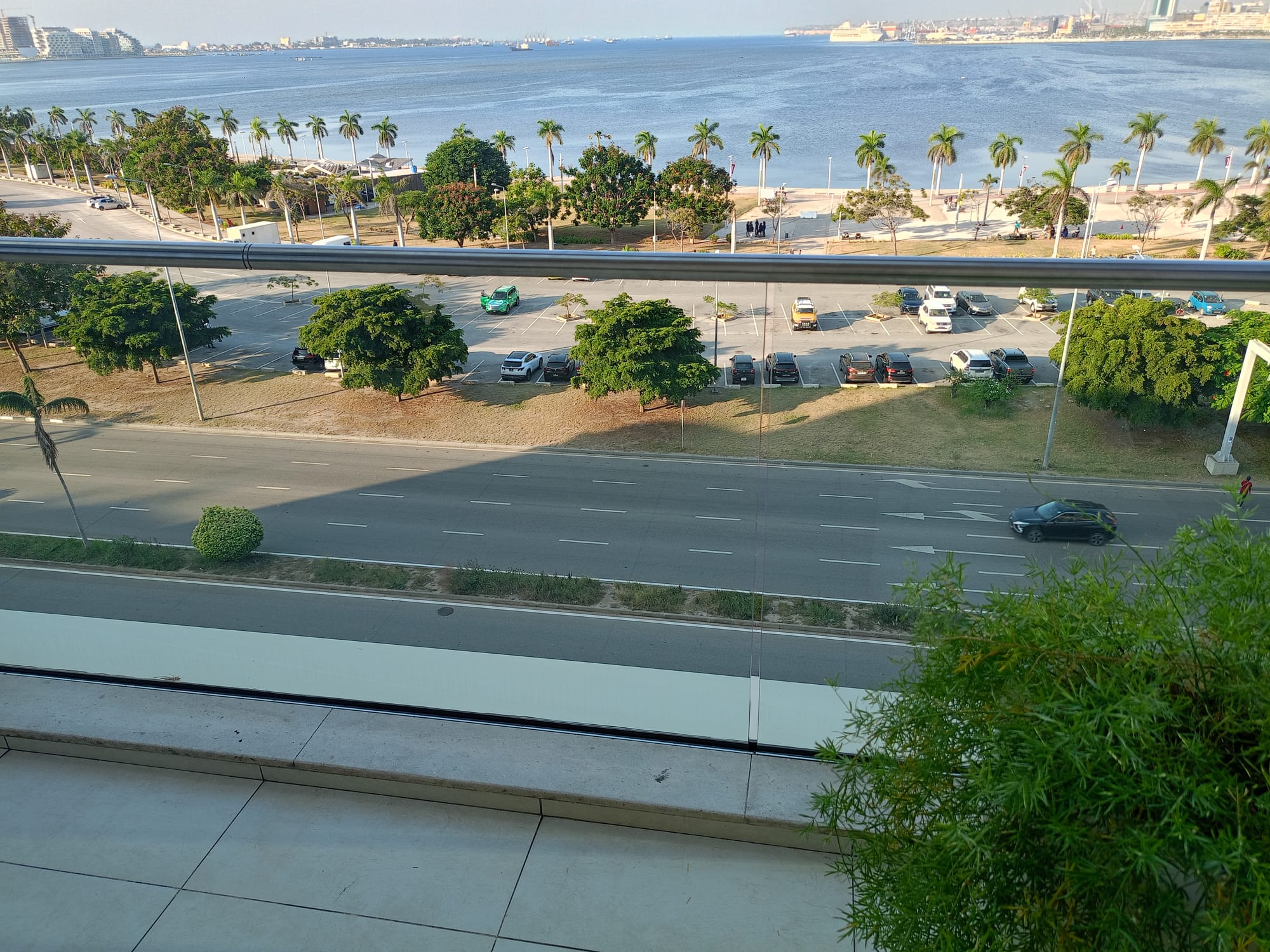 BAÍA DE LUANDA