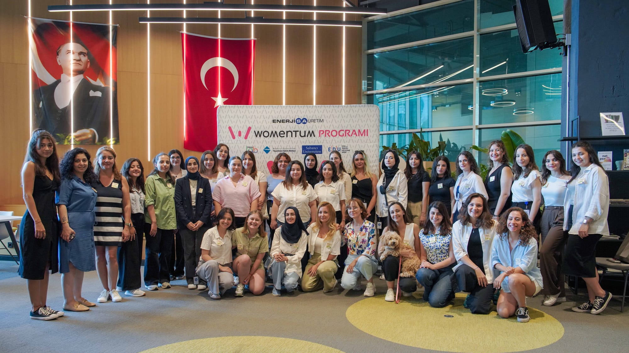 Womentum Programı, Kadın Öğrencilere Kariyer Yolculuklarında Destek Olmaya Devam Ediyor