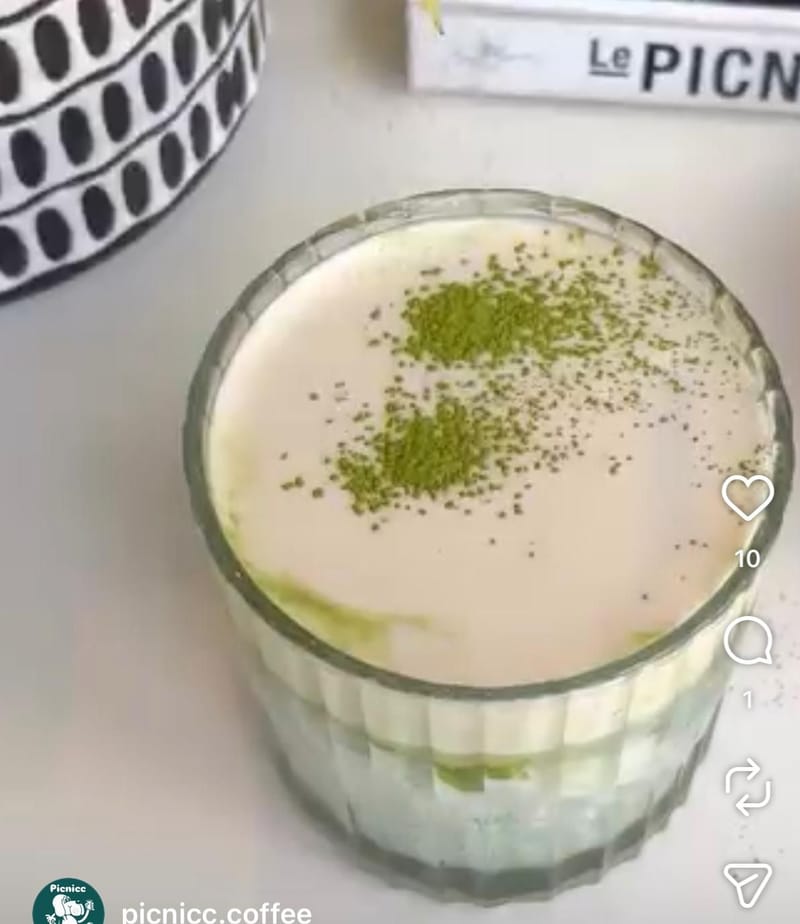 Matcha Iced Vienna Latte