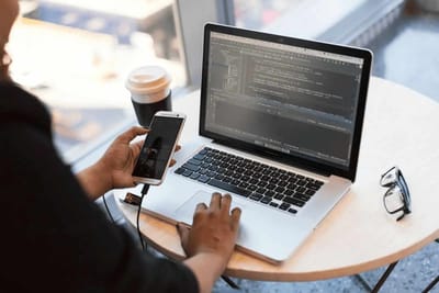 Is It Worth Hiring a Mobile App Development Agency?