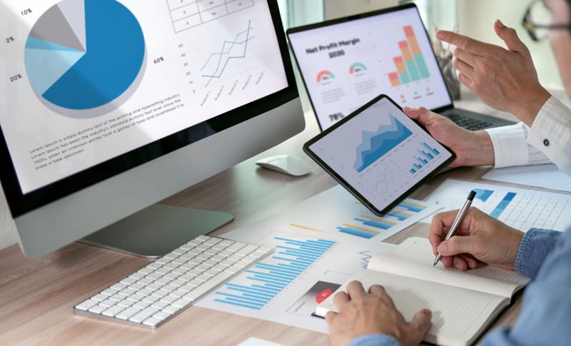 📊 تحليل الأعمال وفهم المخاطر